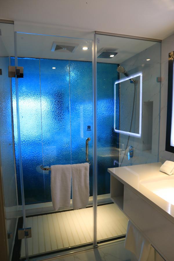 D•Mark Hotel Guiyang  Dış mekan fotoğraf
